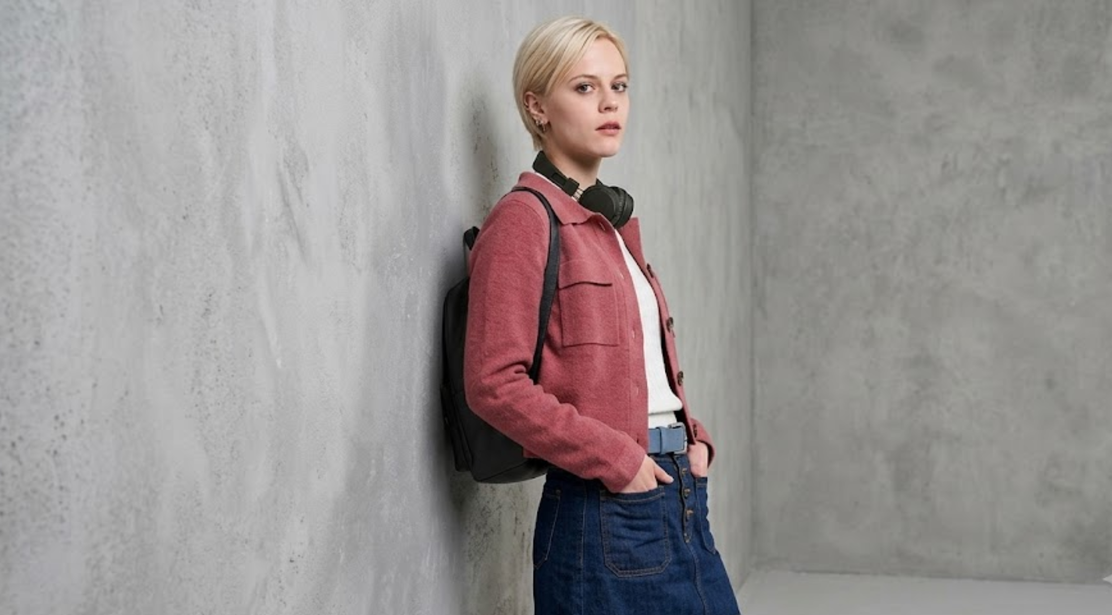 Patience Season 2 Ella Maisy Purvis Rose Pink Wool Blend Cropped Shirt Jacket with Contrast Buttons